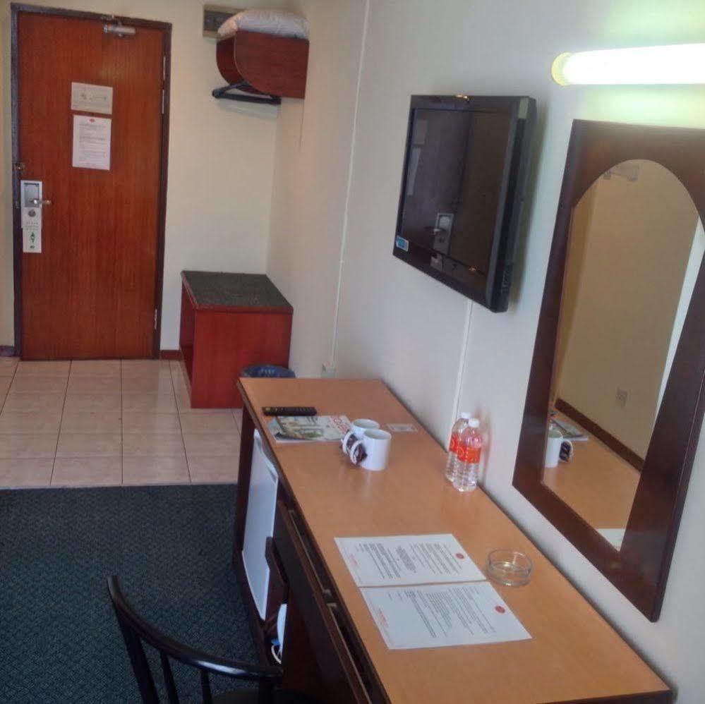 Hotel Caliber Kuala Lumpur Extérieur photo