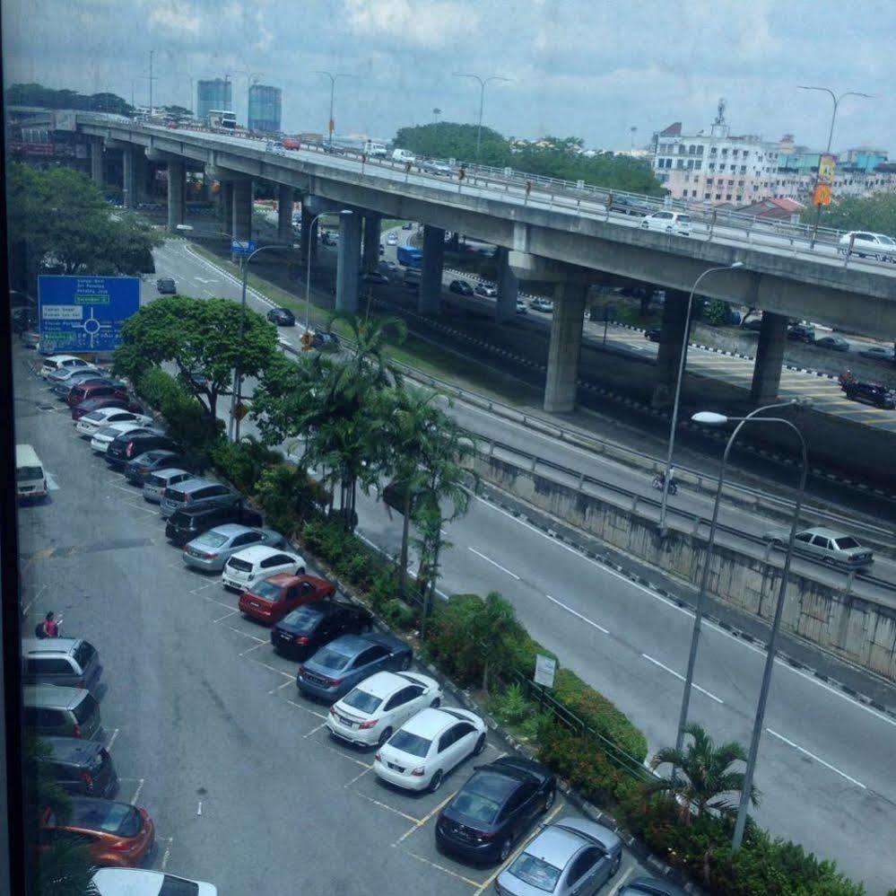 Hotel Caliber Kuala Lumpur Extérieur photo