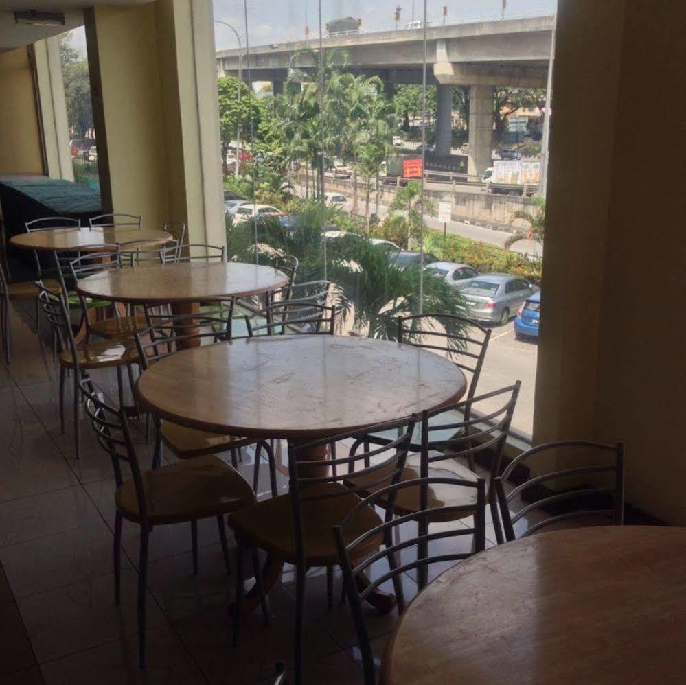 Hotel Caliber Kuala Lumpur Extérieur photo